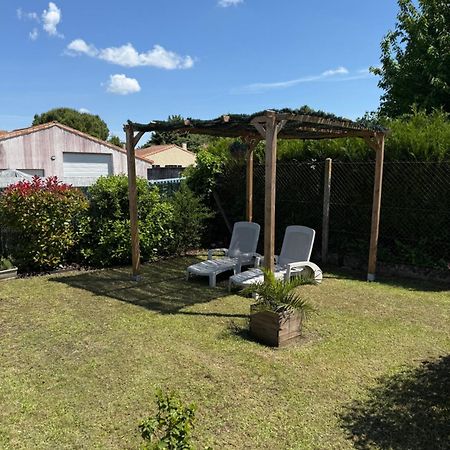 Maison Coquelicots - 4 Personnes - Jardin Mornac-sur-Seudre エクステリア 写真
