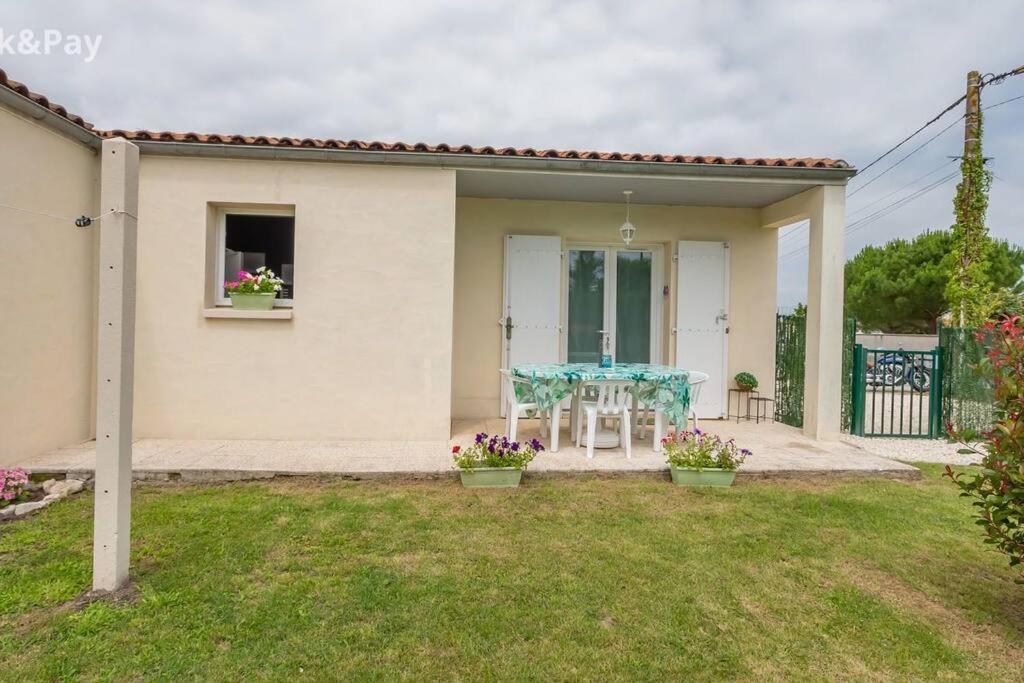 Maison Coquelicots - 4 Personnes - Jardin Mornac-sur-Seudre エクステリア 写真